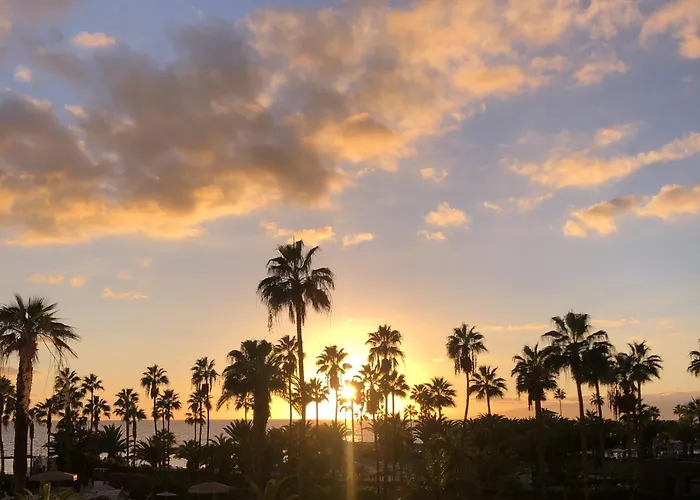 Apartmán Cosy Flat With Sea View, Pool And Terrace In Altamira-complex In - Playa Del Duque Costa Adeje (Tenerife)