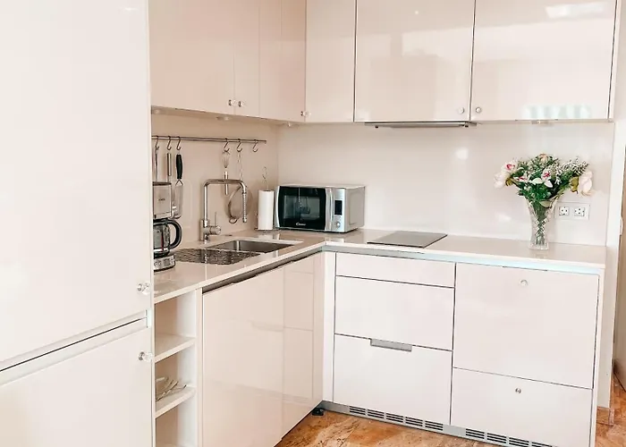 Apartmán Cosy Flat With Sea View, Pool And Terrace In Altamira-complex In - Playa Del Duque Costa Adeje (Tenerife)