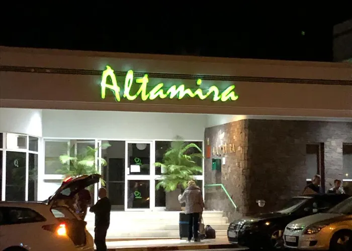 Cosy Flat With Sea View, Pool And Terrace In Altamira-complex In - Playa Del Duque Daire