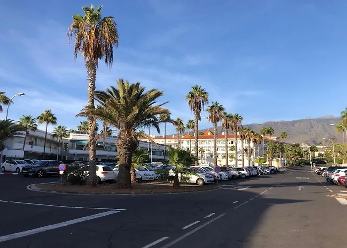 Daire Cosy Flat With Sea View, Pool And Terrace In Altamira-complex In - Playa Del Duque *